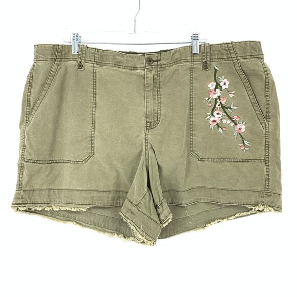 Lane Bryant Shorts Women's Size 24 Floral Embroidered Girlfriend Khaki Green - Picture 2 of 6